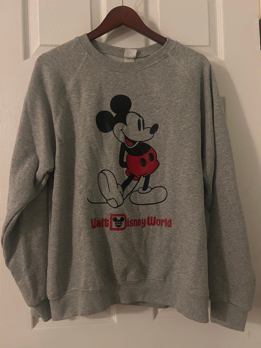 Disney Mickey Mouse Sweatshirt Large L Grey Pullover Crewneck Walt Disney World